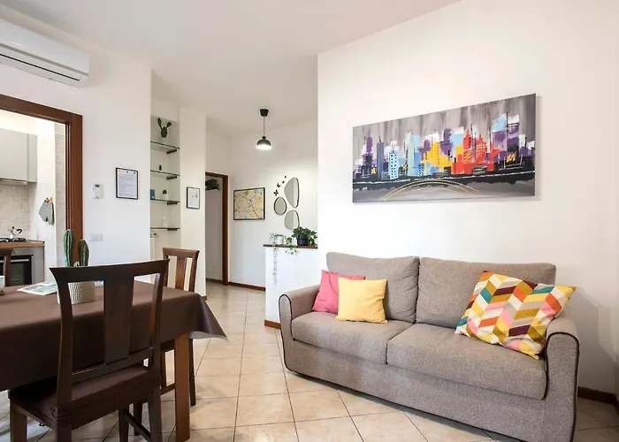 Camesena 40 - 2br For 4 Near Tiburtina Holiday home *