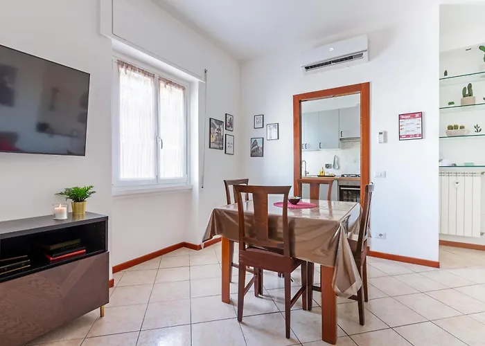 Camesena 40 - 2br For 4 Near Tiburtina Holiday home